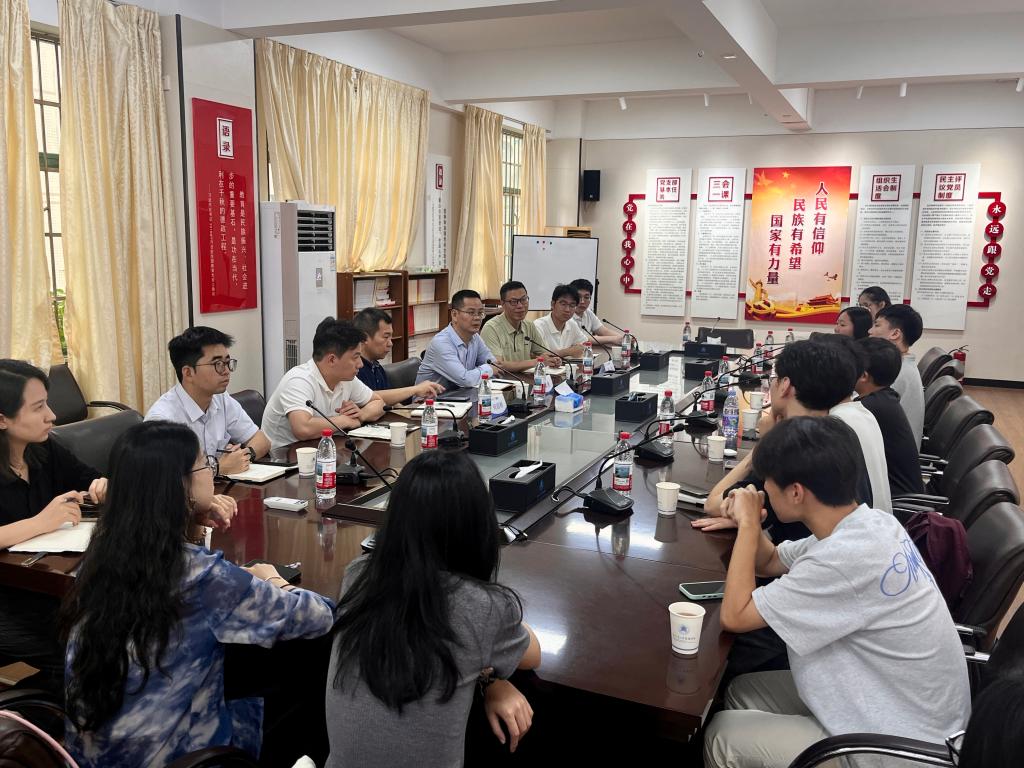 “四合一”精准帮扶揭阳校区电商专业毕业生就业